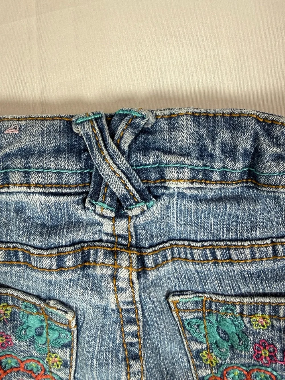 SONOMA Girls Embroidered Bootcut Jeans Size 5 Light Wash Stretch Denim Butterfly